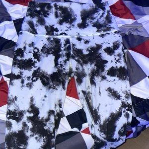 Yoga leggings, size medium, color, black, and white.